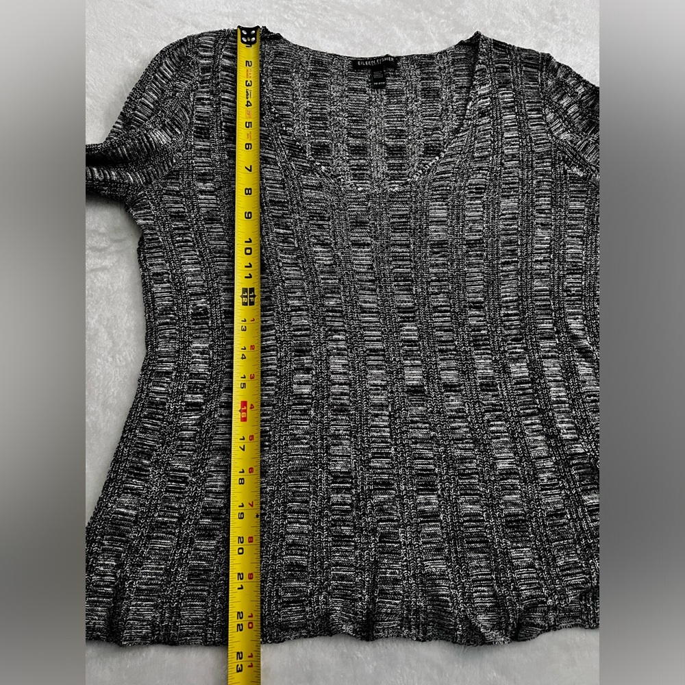 Eileen Fisher Lightweight V-Neck Silk/ Organic Linen Blend Sweater, Size PP - Picture 8 of 15